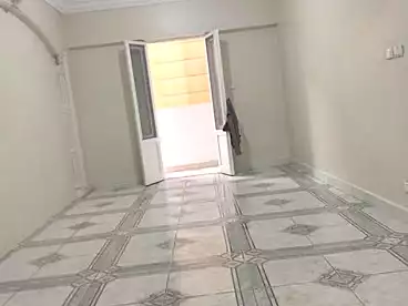 Apartments For sale - 3 rooms - floor 2