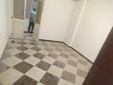 Apartments For sale - 3 rooms - floor 5