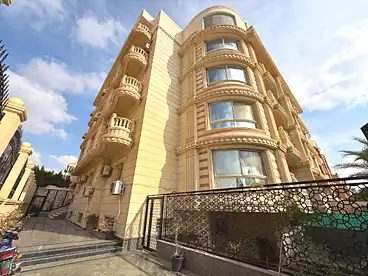 Apartments For sale - 3 rooms - floor 1