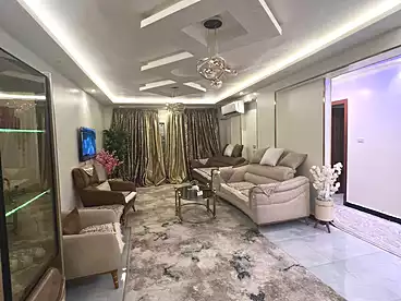 عقارات للبيع - 3 غرف - بالدور 11
