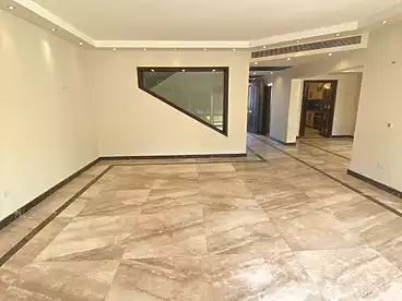 فلل للإيجار