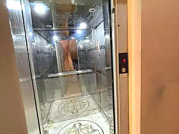 Apartments For sale - 2 rooms - floor 4