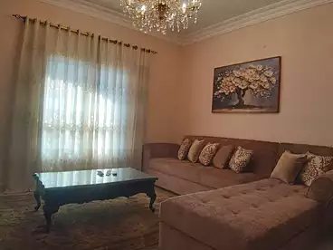 ستوديو للإيجار - 1 غرف - بالدور 1