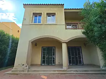 Villas For sale - 4 rooms