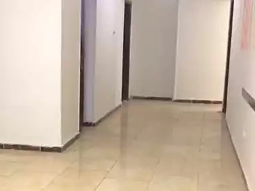 عقارات للإيجار - 3 غرف - بالدور 1