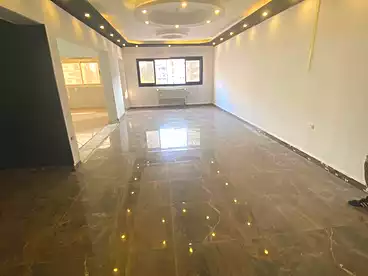 Corporate Branch For rent - 3 rooms - floor 8