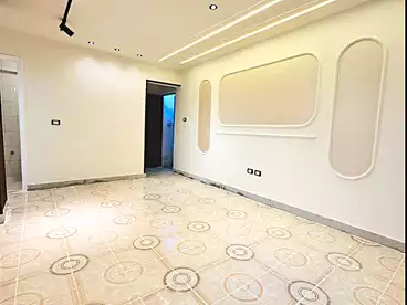 شقق للبيع - 2 غرف - بالدور 0