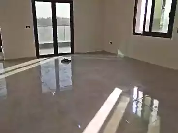 مكاتب للإيجار - 3 غرف - بالدور 8