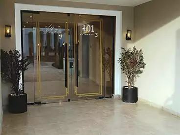 شقق للبيع - 3 غرف - بالدور 4