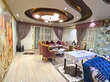 شقق للبيع - 3 غرف - بالدور 1