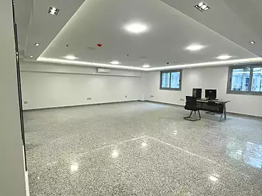 عقارات للإيجار - 9 غرف - بالدور 4
