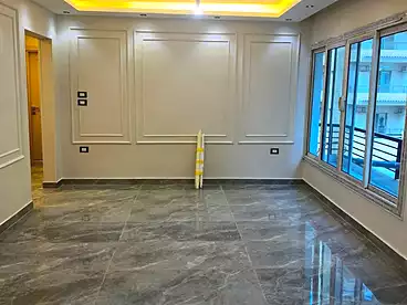 Apartments For sale - 3 rooms - floor 1