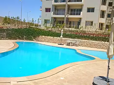 شقق مفروشة للبيع - 3 غرف - بالدور 2