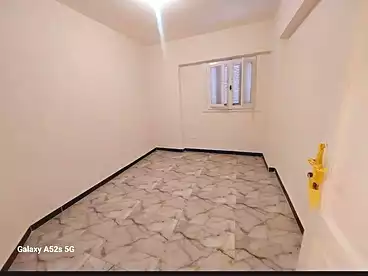 Apartments For sale - 3 rooms - floor 5