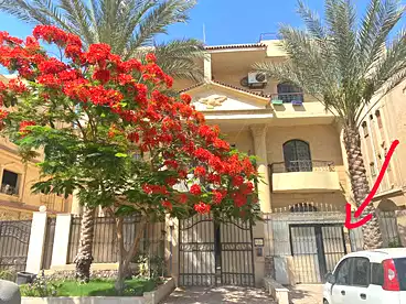 شقق للبيع - 3 غرف - بالدور 1