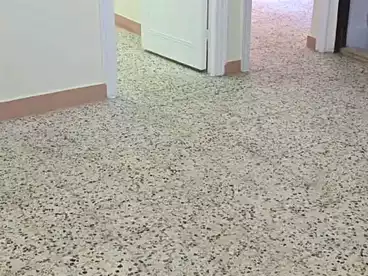 Apartments For sale - 3 rooms - floor 2