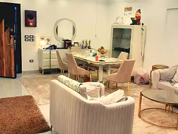 شقق للبيع - 3 غرف - بالدور 11