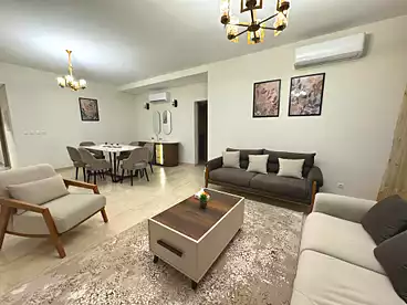 شقق للإيجار - 3 غرف - بالدور 1