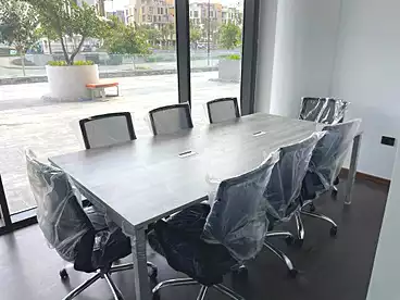 مكاتب للإيجار - 1 غرف - بالدور 1