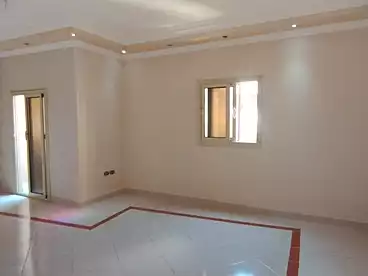 عقارات للبيع - 3 غرف - بالدور 2