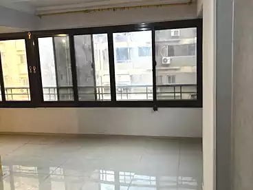 شقق للإيجار - 3 غرف - بالدور 4