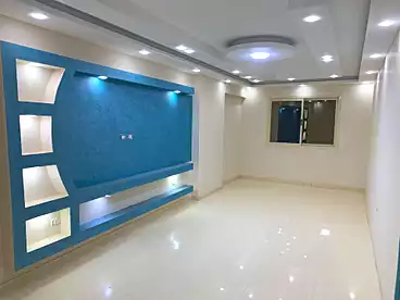 Apartments For rent - 3 rooms - floor 8