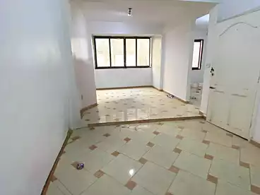 شقق للإيجار - 2 غرف - بالدور 3