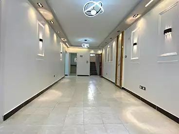 شقق للبيع - 3 غرف - بالدور 1