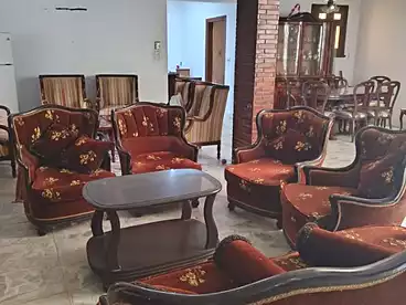 أي فيلا للبيع
