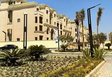 Apartments For sale - 3 rooms - floor 2