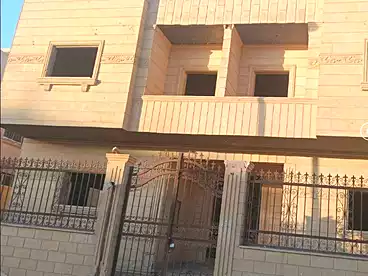 Properties For sale - 14 rooms