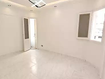 شقق للبيع - 2 غرف - بالدور 4