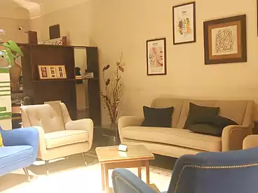 شقق للبيع - 5 غرف - بالدور 1