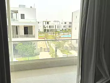 شقق مفروشة للبيع - 2 غرف - بالدور 2