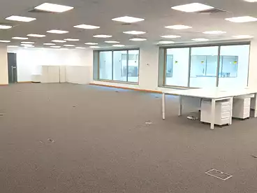 Administrative For rent - 5 rooms - floor 2