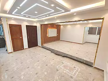 شقق للبيع - 3 غرف - بالدور 8