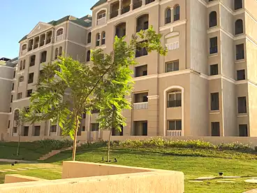 عقارات للبيع - 4 غرف