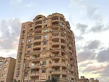 Apartments For sale - 4 rooms - floor 6