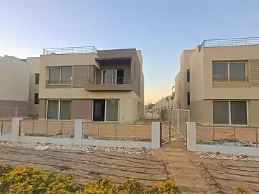 عقارات للبيع - 4 غرف