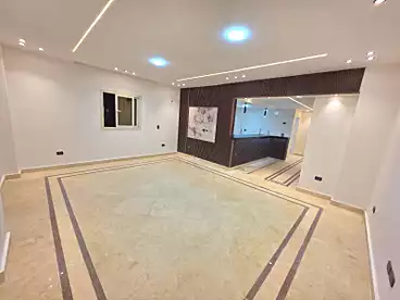 Apartment with Garden For sale - 3 rooms - floor 1