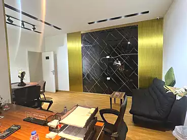 إداري للإيجار - 3 غرف - بالدور 1