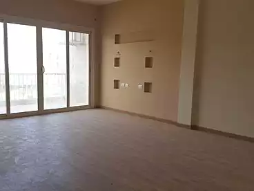 عقارات للبيع - 3 غرف - بالدور 2