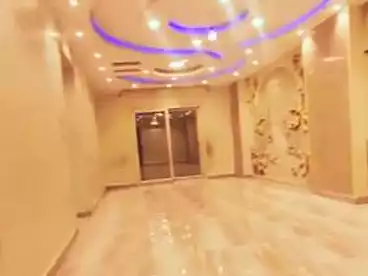 Properties For rent - 2 rooms - floor 8