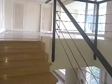 محل دوبلكس للإيجار