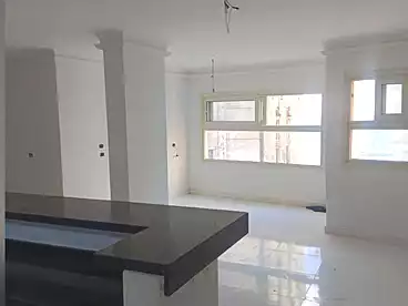 Apartments For sale - 2 rooms - floor 12