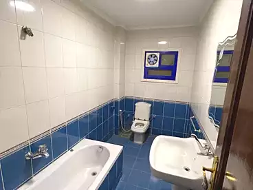 عقارات للإيجار - 5 غرف - بالدور 1