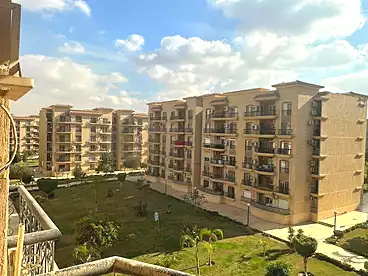 Apartments For rent - 3 rooms - floor 4
