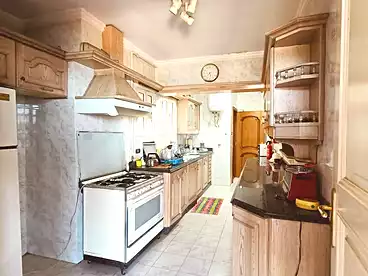 عقارات للبيع - 3 غرف - بالدور 17
