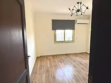 Apartments For rent - 3 rooms - floor 5