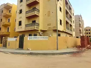 عقارات للبيع - 3 غرف - بالدور 1
